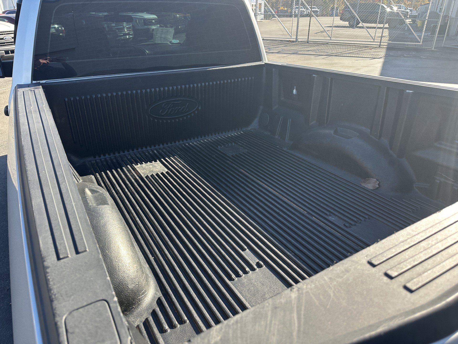 Used 2016 Ford F150 XL w/ Equipment Group 101A Mid AWD/4WD image 7