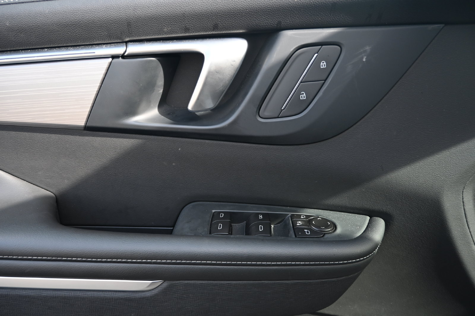 Used 2026 Buick Enclave Preferred FWD image 10