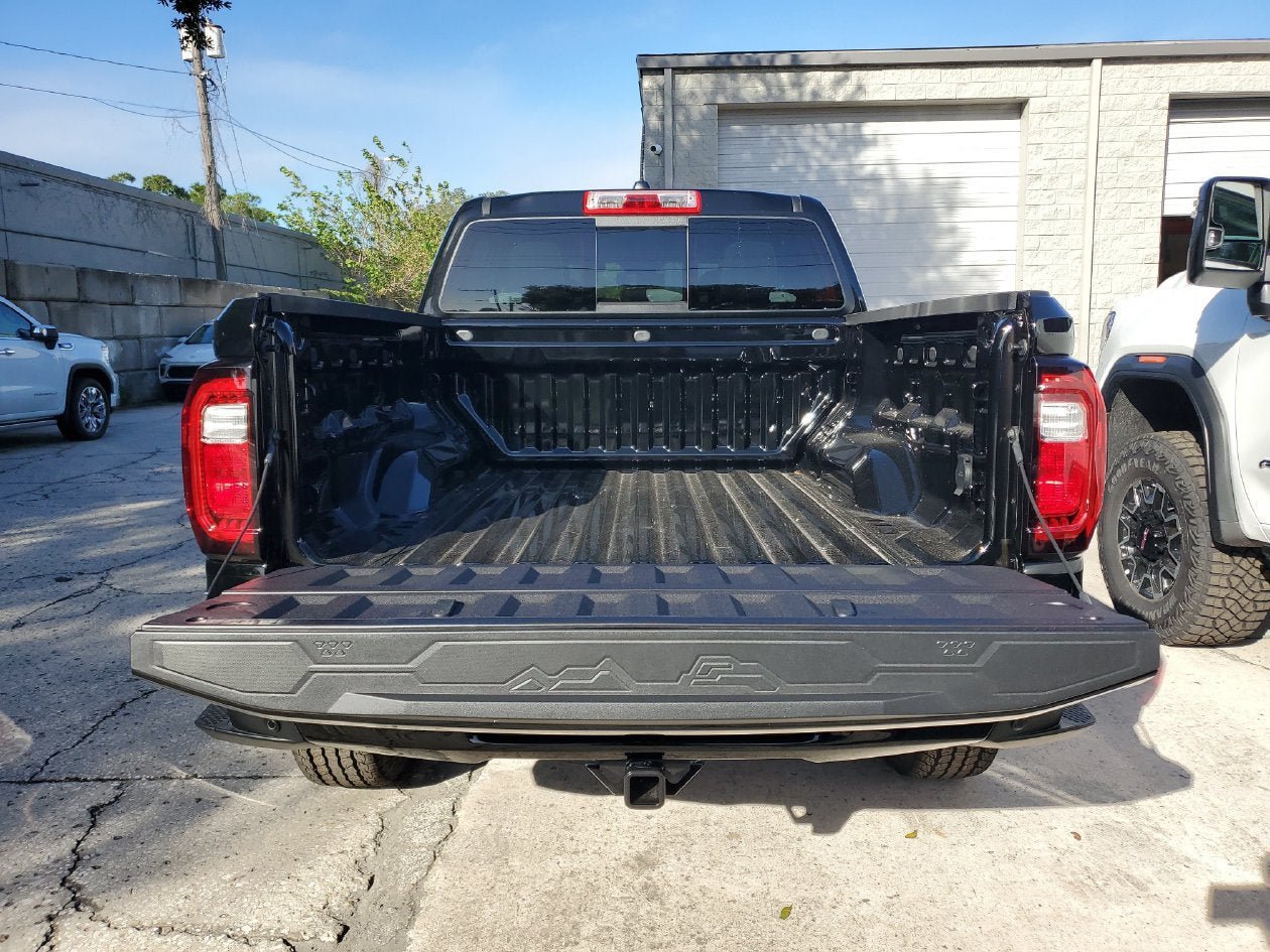 New 2026 GMC Canyon AT4 w/ AT4 Premium Package AWD/4WD image 9