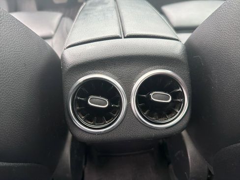 Used 2019 Mercedes-Benz A 220 A 220 4MATIC Sedan image 22