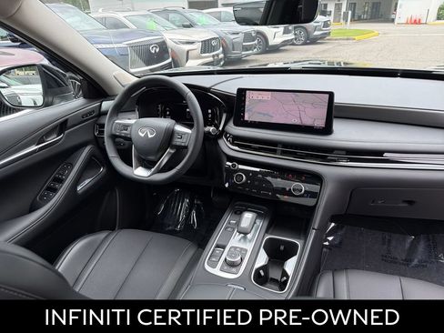 Certified 2026 INFINITI QX60 Luxe w/ Family Package FWD image 39