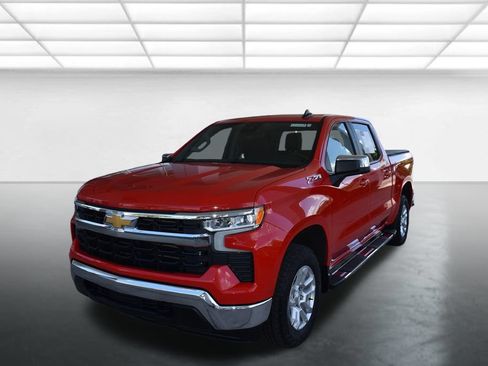 Used 2022 Chevrolet Silverado 1500 LT AWD/4WD image 6