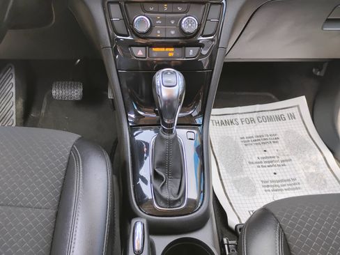 Used 2019 Buick Encore Preferred FWD image 23
