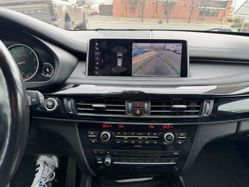 Used 2018 BMW X5 xDrive50i w/ M Sport Package image 13