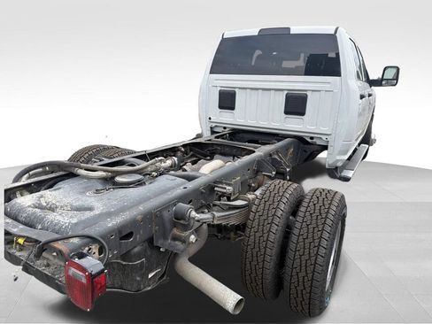 Used 2023 RAM 3500 Tradesman w/ Chrome Appearance Group AWD/4WD image 5