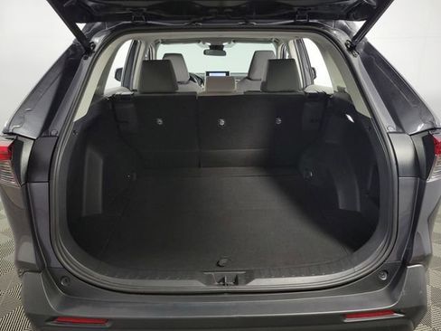 Used 2023 Toyota RAV4 XLE w/ Convenience Package FWD image 27