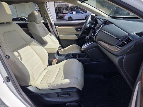 Used 2019 Honda CR-V Touring image 17