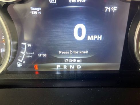 Used 2014 RAM 1500 Laramie AWD/4WD image 13