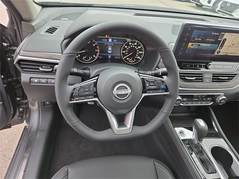 New 2025 Nissan Altima 2.5 SL image 34