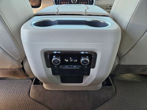 New 2026 GMC Yukon Denali AWD/4WD image 25