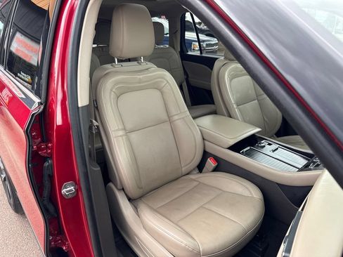 Used 2021 Lincoln Aviator Reserve w/ Equipment Group 201A AWD/4WD image 20