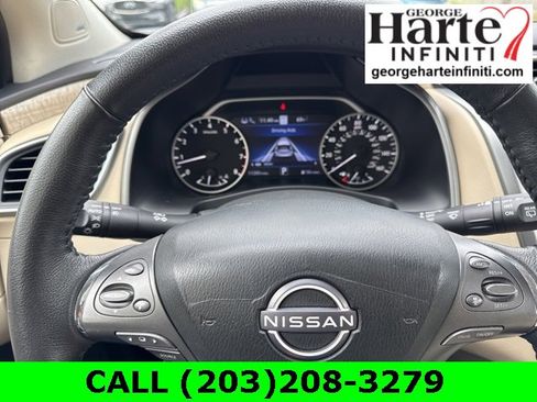 Used 2024 Nissan Murano SL image 25