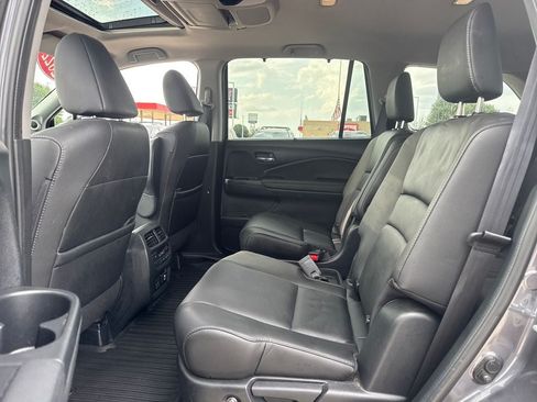 Used 2022 Honda Pilot Touring image 15