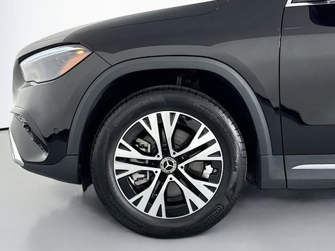 Certified 2025 Mercedes-Benz GLA 250 image 10