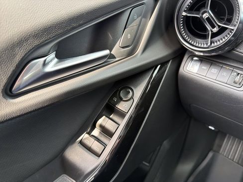 New 2026 Chevrolet Equinox LT image 15