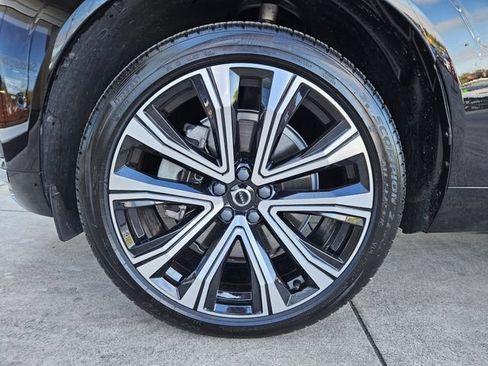 Certified 2023 Volvo XC60 T8 Ultimate AWD/4WD image 9
