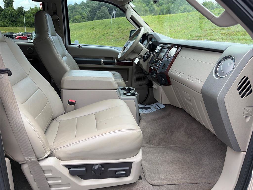 Used 2010 Ford F350 Lariat RWD image 29