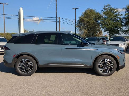 New 2026 Lincoln Nautilus Premier w/ Equipment Group 102A image 2