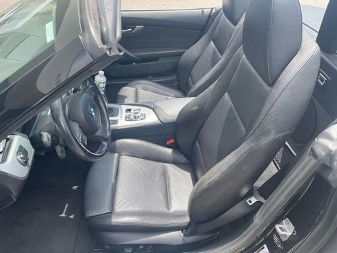 Used 2015 BMW Z4 sDrive35i RWD image 7