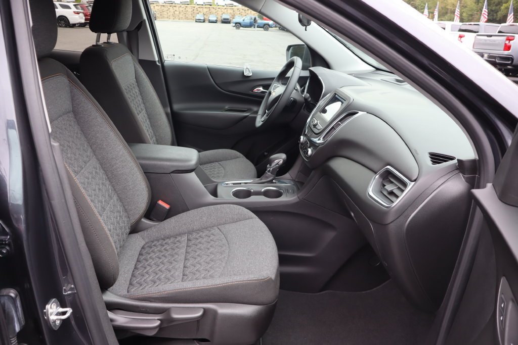 Used 2023 Chevrolet Equinox LT FWD image 19