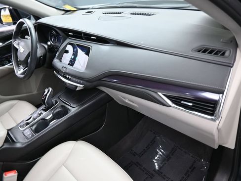 Used 2023 Cadillac XT4 Luxury FWD image 45