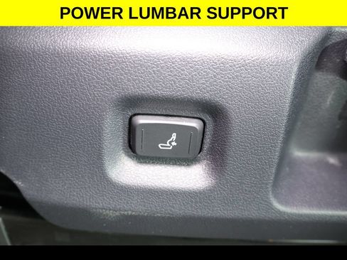 Used 2025 Toyota Tacoma TRD Off-Road AWD/4WD image 7