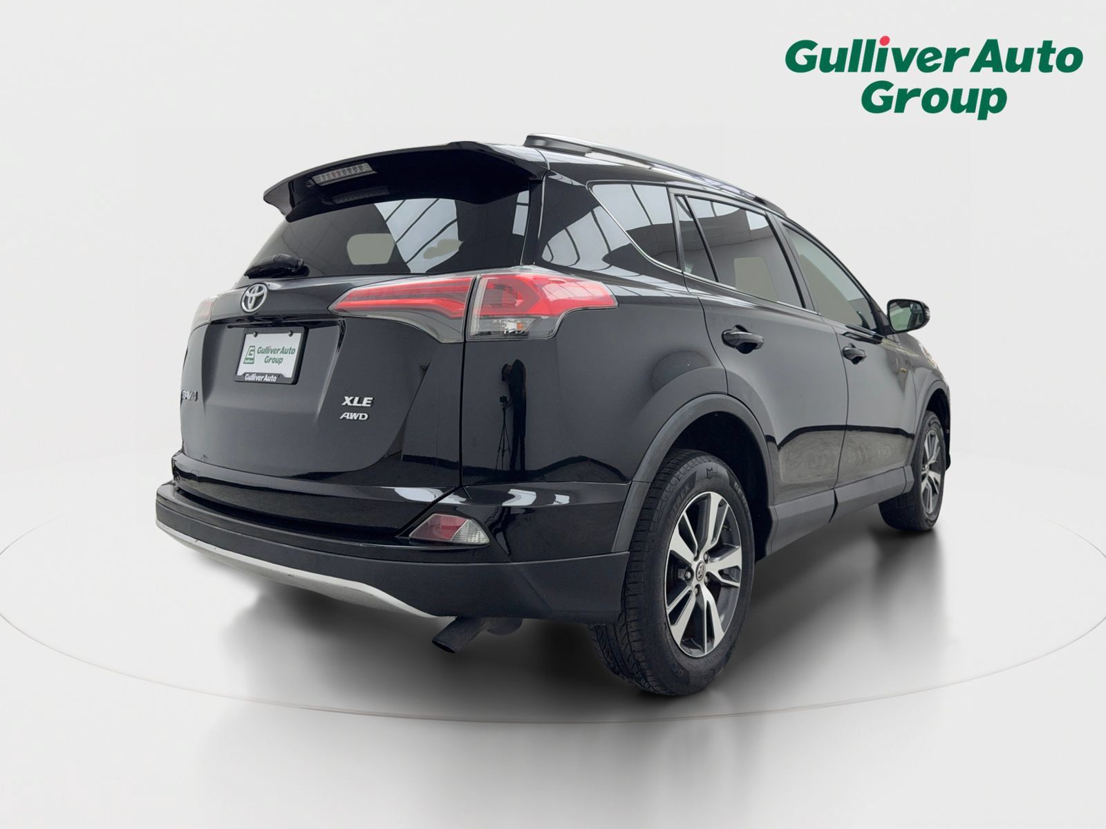 Used 2017 Toyota RAV4 XLE w/ Plus Special Value Package AWD/4WD image 8
