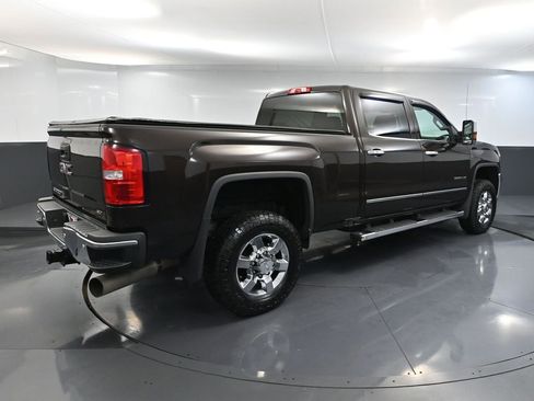 Used 2018 GMC Sierra 3500 SLT w/ Duramax Plus Package image 6