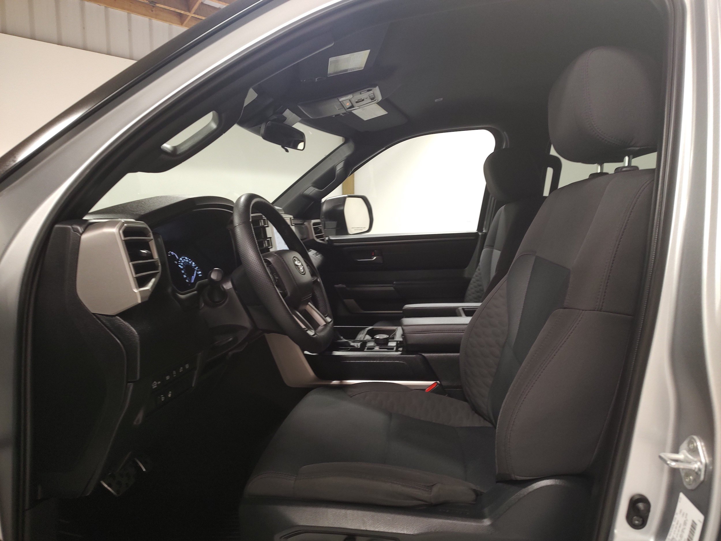 Used 2025 Toyota Tundra SR5 w/ TRD Off-Road Package AWD/4WD image 10