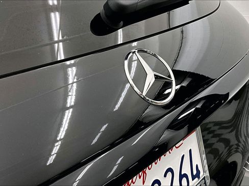 Certified 2023 Mercedes-Benz GLC 300 image 7