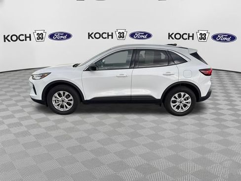Used 2023 Ford Escape Active AWD/4WD image 4