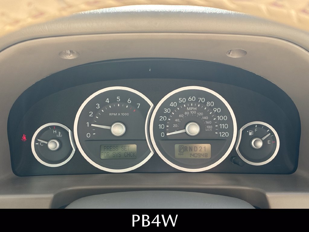 Used 2005 Mercury Mariner Premier FWD image 17