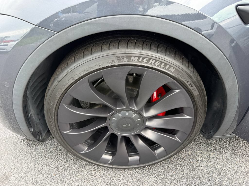 Used 2022 Tesla Model Y Performance AWD/4WD image 33