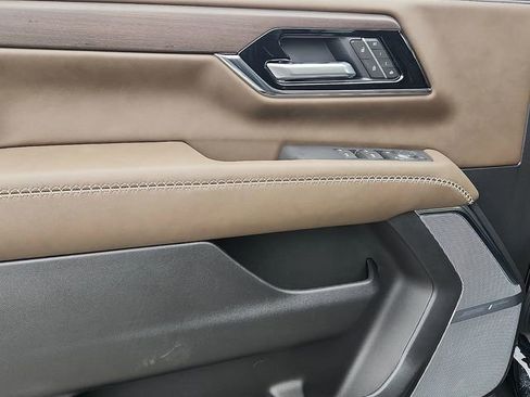 New 2026 GMC Yukon XL Denali Ultimate image 10