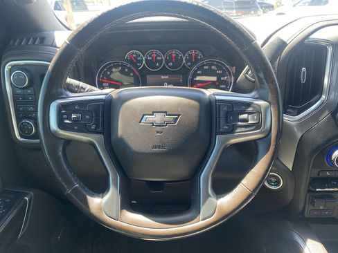 Used 2020 Chevrolet Silverado 1500 LT Trail Boss AWD/4WD image 11