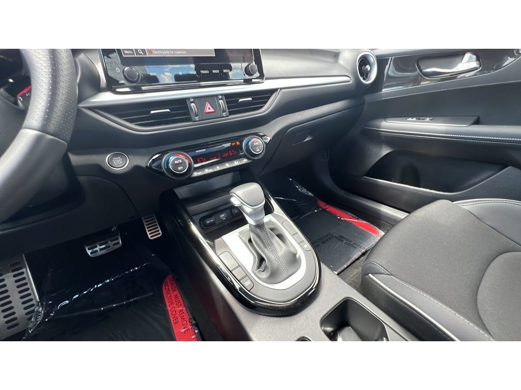 Used 2024 Kia Forte GT-Line w/ GT-Line Premium Package FWD image 20