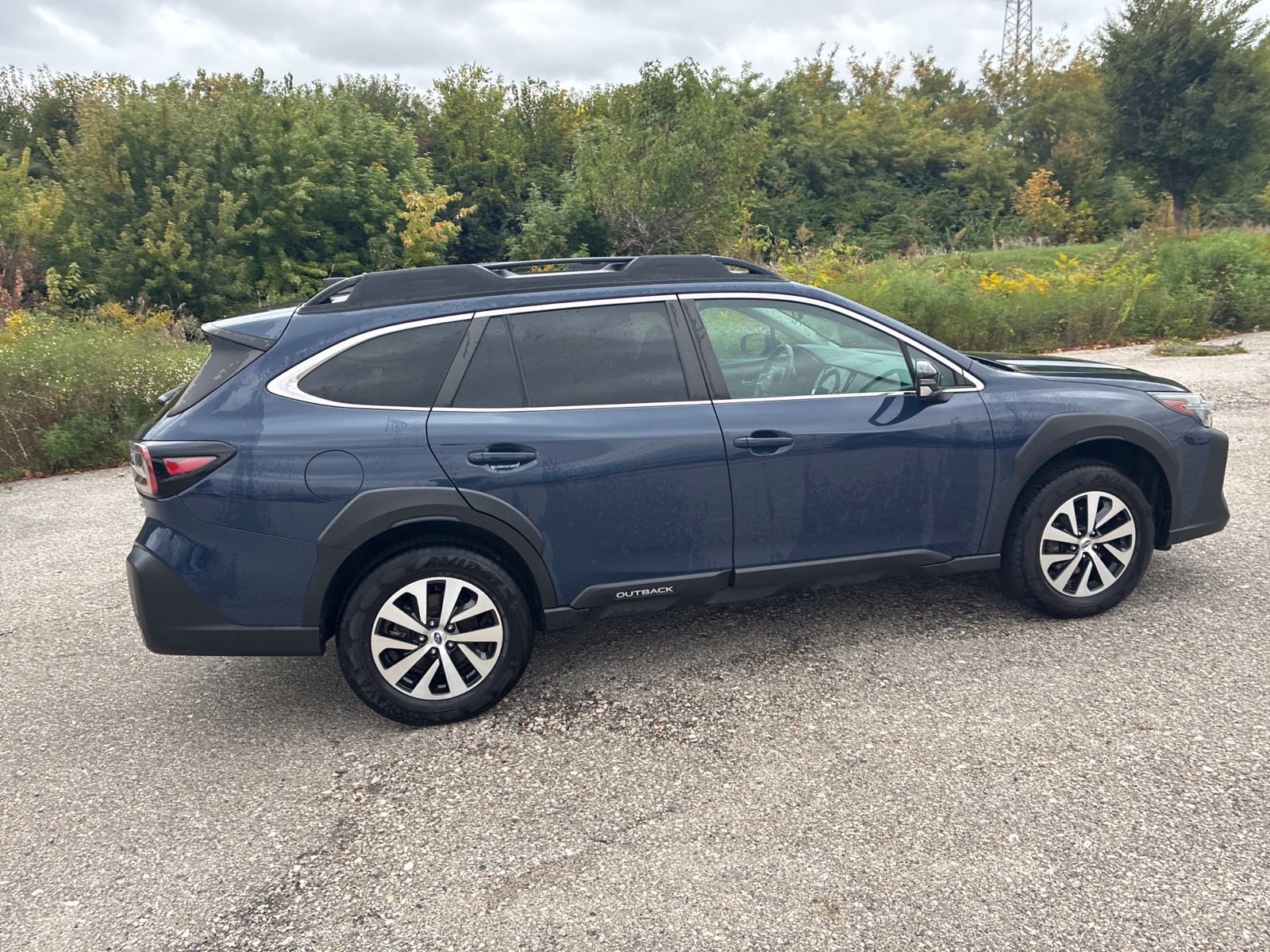 Certified 2025 Subaru Outback Premium AWD/4WD image 17