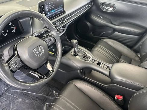 Certified 2024 Honda HR-V EX-L image 10