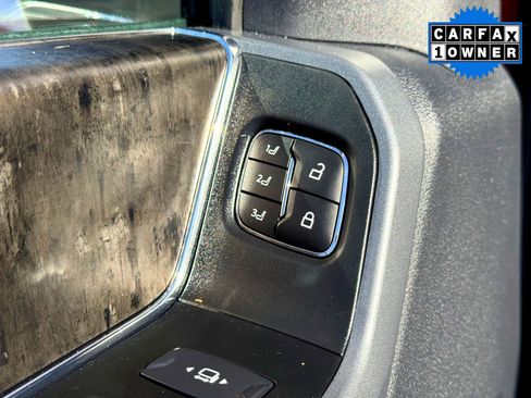 Used 2024 Ford F350 Lariat w/ Black Appearance Package image 17