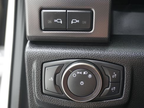 Used 2019 Ford F150 Raptor w/ Equipment Group 802A Luxury AWD/4WD image 31