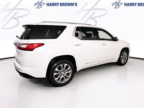 Used 2020 Chevrolet Traverse Premier image 35