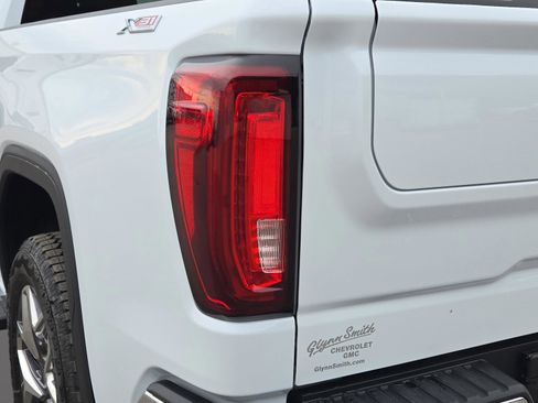 New 2026 GMC Sierra 1500 SLT w/ SLT Premium Plus Package AWD/4WD image 11