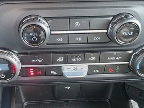 Used 2023 Ford Bronco Big Bend AWD/4WD image 21