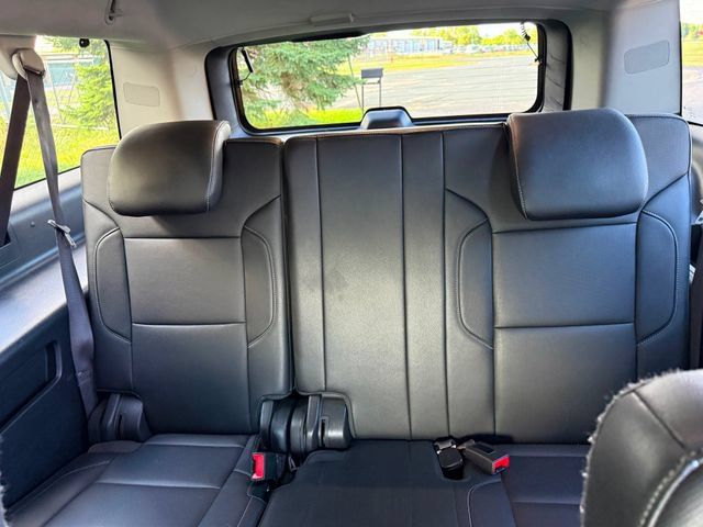 Used 2017 Chevrolet Suburban Premier AWD/4WD image 8
