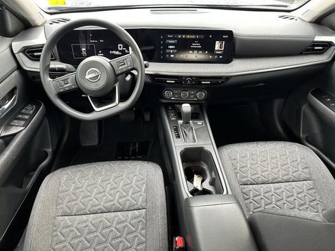 Certified 2025 Nissan Kicks SV FWD image 23