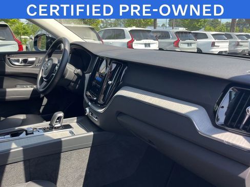 Certified 2025 Volvo XC60 B5 Plus AWD/4WD image 20