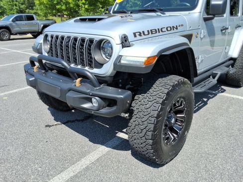 Used 2023 Jeep Wrangler Unlimited Rubicon 392 AWD/4WD image 9