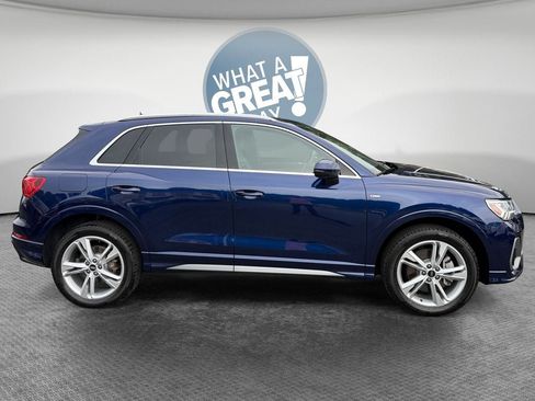 Used 2021 Audi Q3 2.0T Premium Plus AWD/4WD image 2