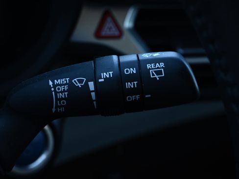 Used 2023 Toyota Sienna XLE image 36