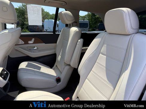 Certified 2020 Mercedes-Benz GLS 450 4MATIC image 22